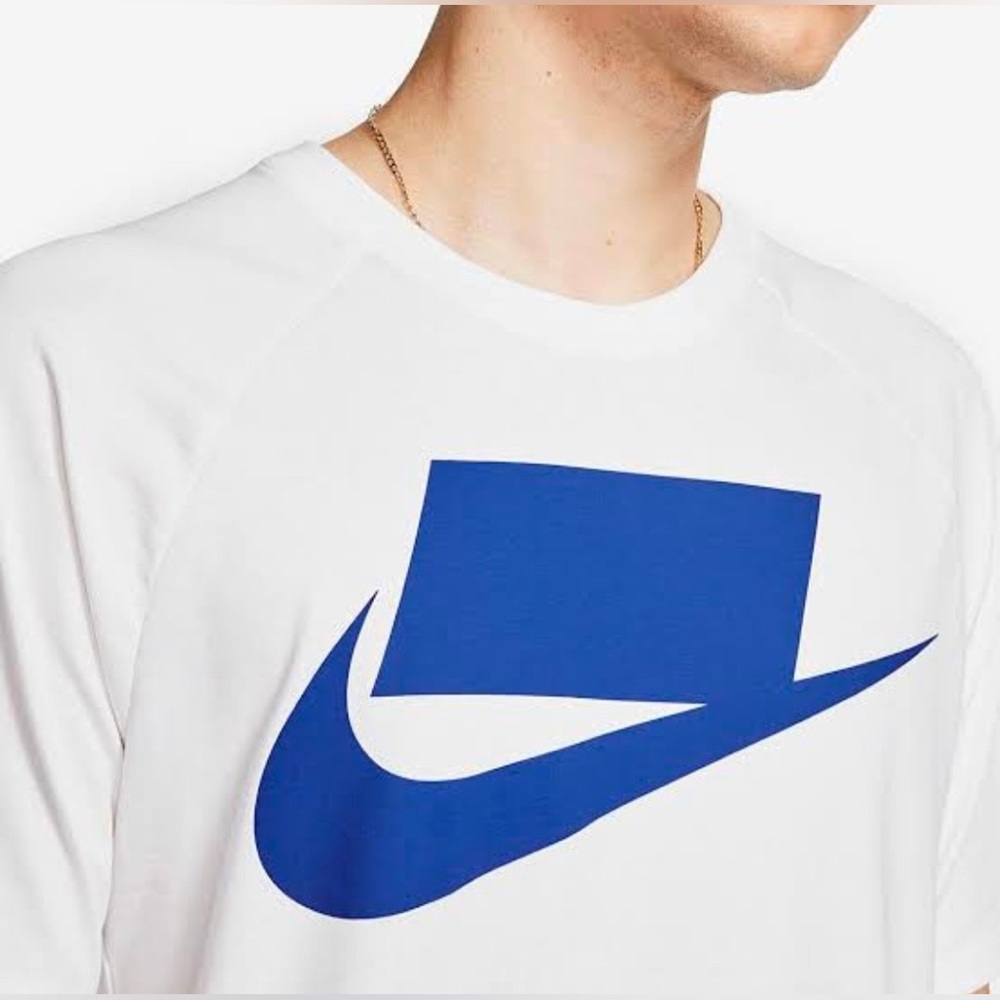 New Men’s Nike NSW Block Logo Tee Shirt SS NSW 1 Size SMall - Picture 2 of 11